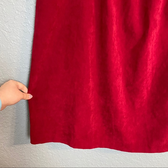 VINTAGE RED SWADE KNEE LENGTH SKIRT {26} - Picture 2 of 6